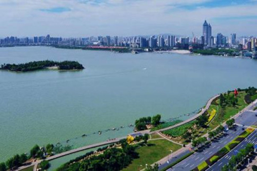 上海<a href=http://www.udczkit.com/zzdb/ target=_blank class=infotextkey>資質代辦</a>